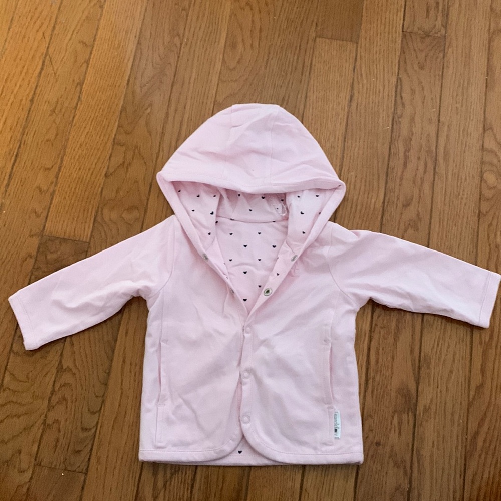 NWOT 2-4 months (62) Noppies reversible cardigan.